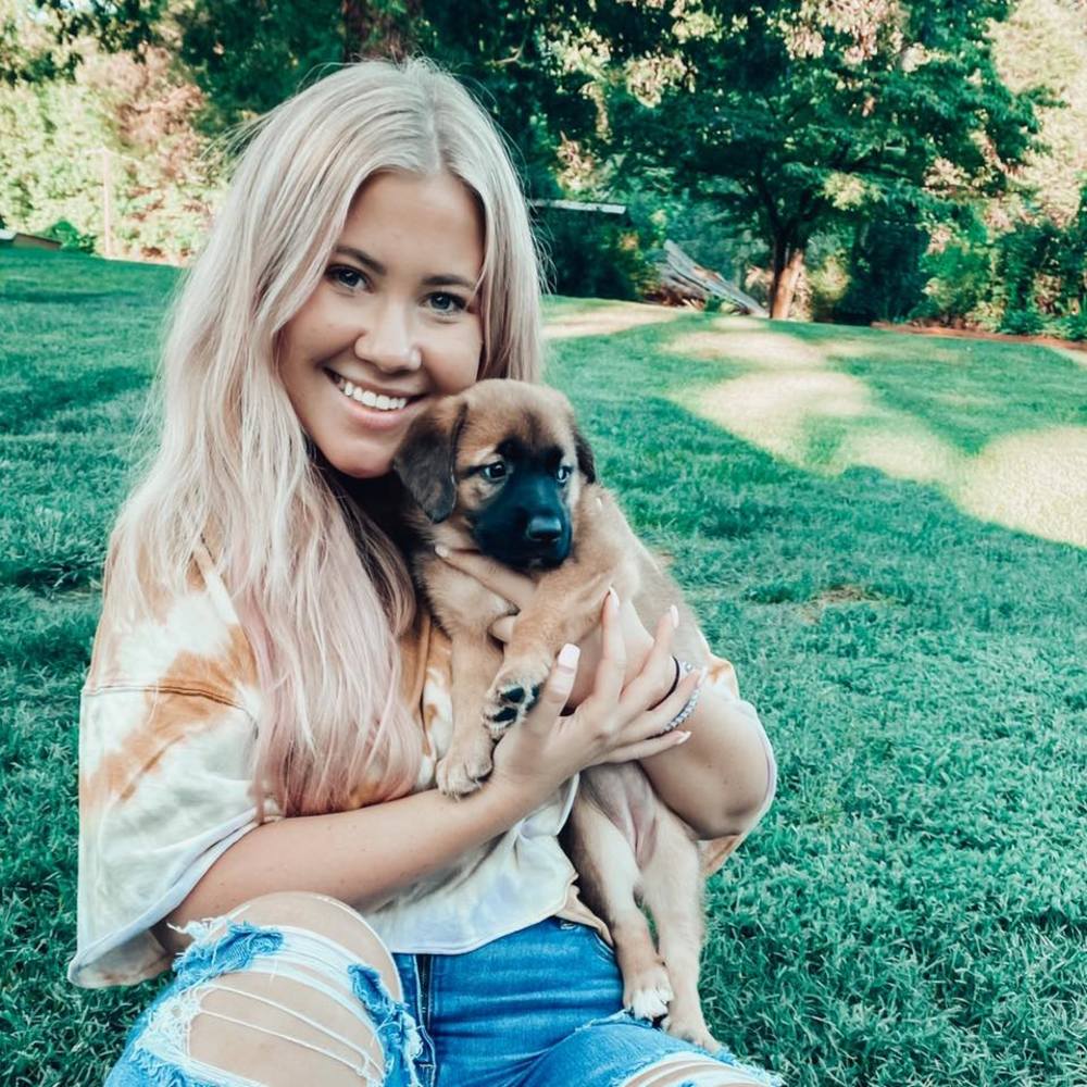 Meet your Posher, Lauren